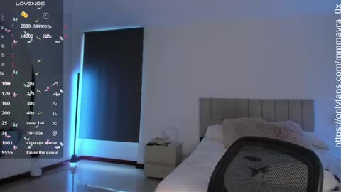 MAYRA   online show from 30, 10, 2025