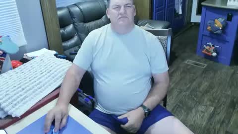 mmmthatsfunnn online show from 2, 12, 2025