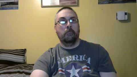 Snapshot of mmr4545 chatting on 10, 7, 2026 mark online show from 10, 7, 2026