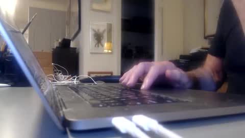 Snapshot of mmythmaker chatting on 14, 10, 2025 mmythmaker online show from 14, 10, 2025