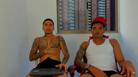 mnell28 online show from 8, 4, 2026