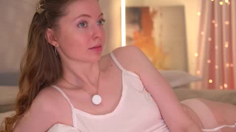 moan_elisa online show from 14, 2, 2026