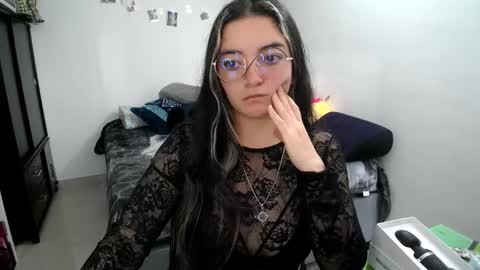 Snapshot of mocca_117 chatting on 15, 9, 2025 Sam online show from 15, 9, 2025