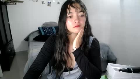 Snapshot of mocca_117 chatting on 22, 10, 2025 Sam online show from 22, 10, 2025