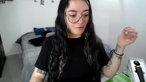 Snapshot of mocca_117 chatting on 6, 11, 2025 Sam online show from 6, 11, 2025