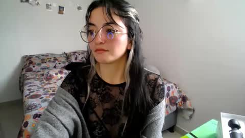 Snapshot of mocca_117 chatting on 18, 11, 2025 Sam online show from 18, 11, 2025