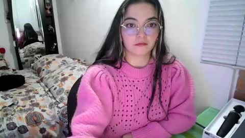 Snapshot of mocca_117 chatting on 4, 12, 2025 Sam online show from 4, 12, 2025