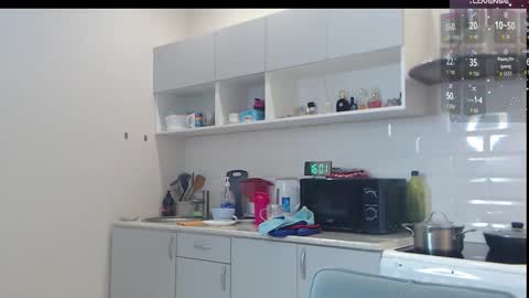 Snapshot of model_10 chatting on 12, 9, 2025 Tatiana online show from 12, 9, 2025