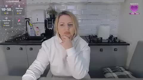 erika online show from 4, 3, 2026