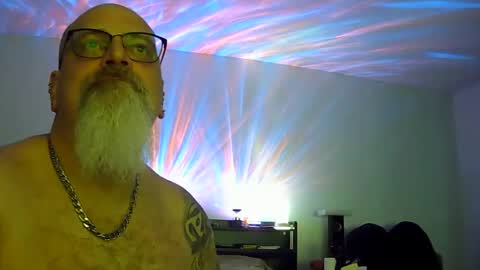 Snapshot of mojoe420 chatting on 9, 11, 2025 mojoe420 online show from 9, 11, 2025