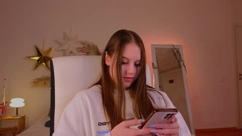 Molly online show from 30, 12, 2024