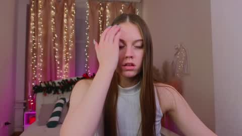 Molly online show from 4, 1, 2025