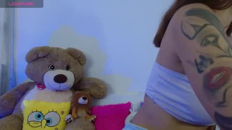 Snapshot of moll1e_ chatting on 7, 1, 2025 M o L l i E online show from 7, 1, 2025