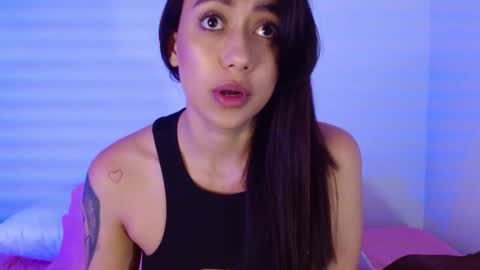 Snapshot of moll1e_ chatting on 2, 3, 2025 M o L l i E online show from 2, 3, 2025