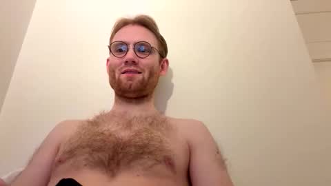 Snapshot of molliter chatting on 1, 3, 2026 molliter online show from 1, 3, 2026