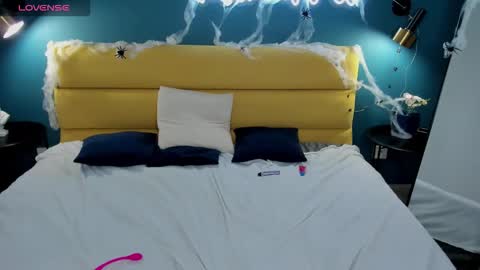 Snapshot of molly__cutie chatting on 31, 10, 2025 Molly online show from 31, 10, 2025