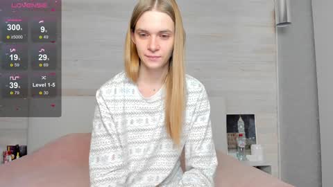 Molly Hunt online show from 10, 12, 2024