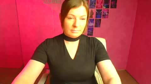 Snapshot of molly_mis chatting on 24, 4, 2026 Molly online show from 24, 4, 2026