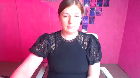 Snapshot of molly_mis chatting on 21, 5, 2026 Molly online show from 21, 5, 2026