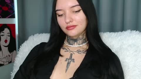 Lina online show from 2, 12, 2024