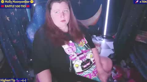 Snapshot of molly_moons chatting on 20, 11, 2025 molly_moons online show from 20, 11, 2025