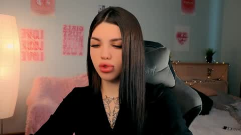 Molly online show from 18, 4, 2026
