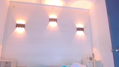 Molly Spears online show from 17, 2, 2025