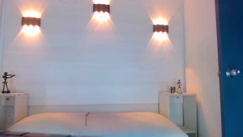 Molly Spears online show from 8, 3, 2025