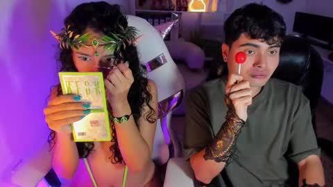 Snapshot of molly_sweetlove chatting on 3, 12, 2025 molly_sweetlove online show from 3, 12, 2025