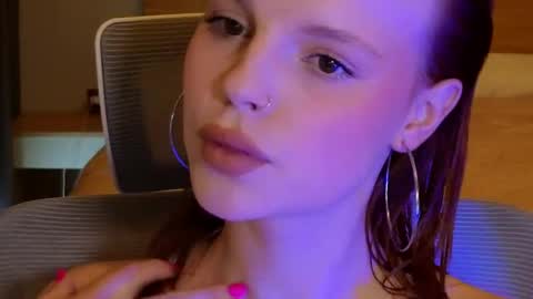 Molly online show from 8, 4, 2026