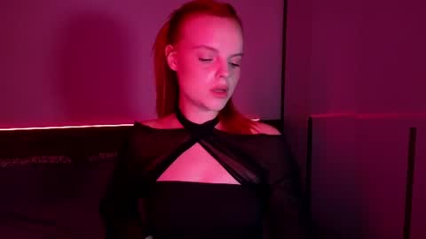 Snapshot of mollybossy chatting on 26, 7, 2026 Molly online show from 26, 7, 2026