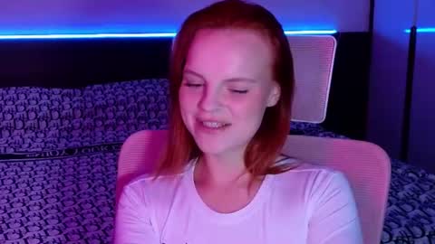 Snapshot of mollybossy chatting on 29, 7, 2026 Molly online show from 29, 7, 2026