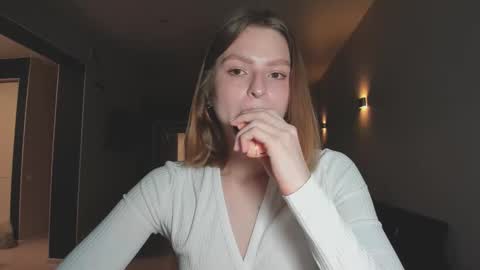 Snapshot of mollydangerous chatting on 29, 10, 2025 Taisha online show from 29, 10, 2025