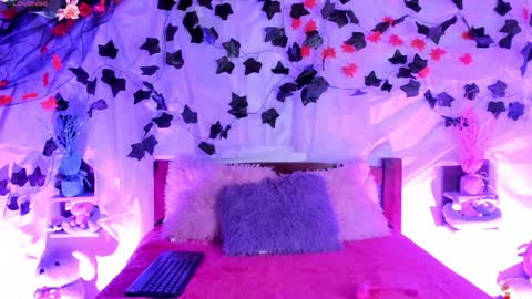 New girl Emily Valentina  Michelle online show from 4, 2, 2025