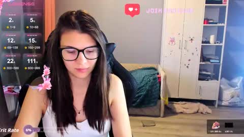 Snapshot of mollylollipop20 chatting on 24, 10, 2025 KIRA online show from 24, 10, 2025