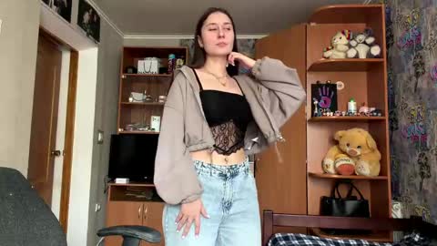 Snapshot of mollyqueen18 chatting on 8, 6, 2026 Molly online show from 8, 6, 2026