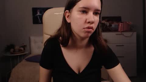 Snapshot of mollyrass chatting on 17, 11, 2025 Molly online show from 17, 11, 2025