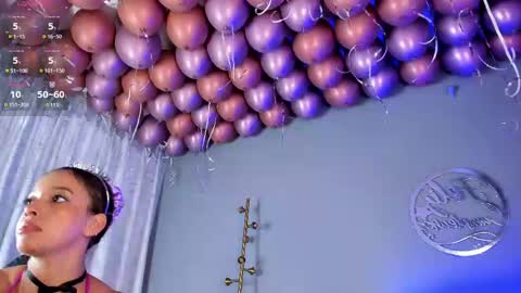 Snapshot of mollyybloom chatting on 27, 2, 2025 Molly online show from 27, 2, 2025