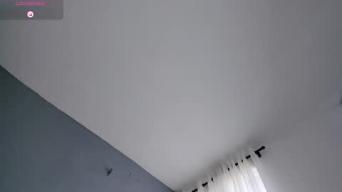 Snapshot of mollyybloom chatting on 27, 9, 2025 Molly online show from 27, 9, 2025