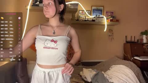 Snapshot of moltenpeach chatting on 24, 2, 2026 Hermina online show from 24, 2, 2026