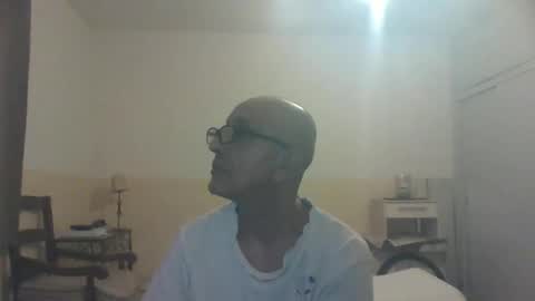 moment71200 online show from 6, 1, 2025