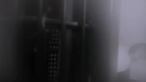 Momo  online show from 9, 4, 2026