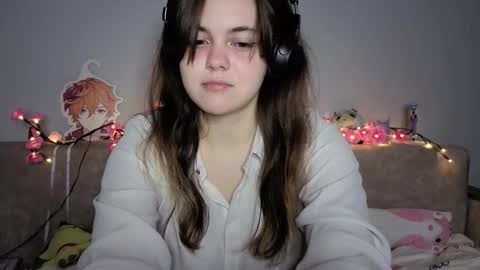 Momo online show from 9, 3, 2026