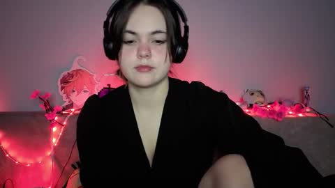 Momo online show from 13, 3, 2026