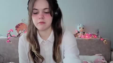 Momo online show from 21, 3, 2026