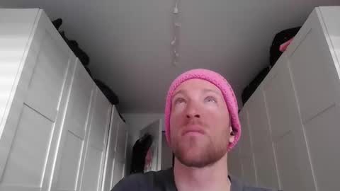 Snapshot of moms_little_monster chatting on 3, 12, 2025 moms_little_monster online show from 3, 12, 2025