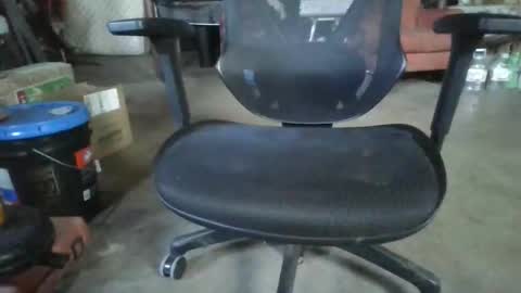 Snapshot of momsloveing chatting on 9, 2, 2026 justTHEit online show from 9, 2, 2026