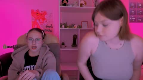 Snapshot of mona_cloud chatting on 13, 9, 2025 Mona online show from 13, 9, 2025