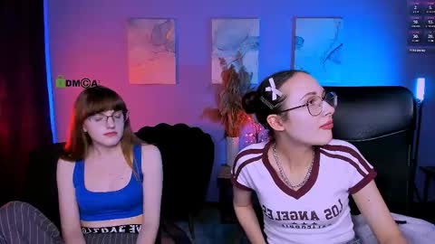 Snapshot of mona_cloud chatting on 3, 12, 2025 Mona online show from 3, 12, 2025