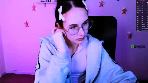 Snapshot of mona_cloud chatting on 18, 1, 2026 Mona online show from 18, 1, 2026